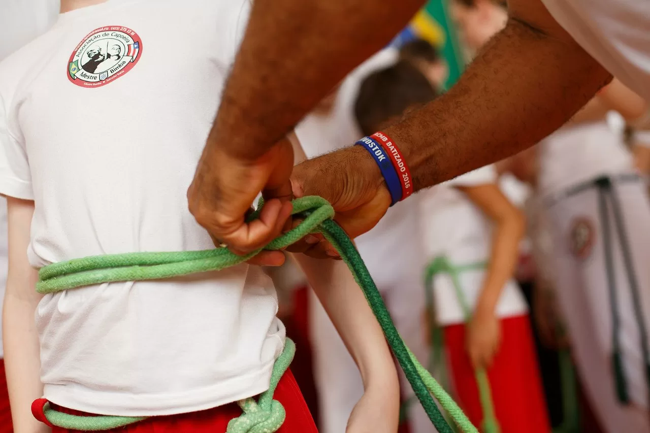 Capoeira ve Kuşaklar: Brezilya Kültürünün Renkli Dünyası 2024